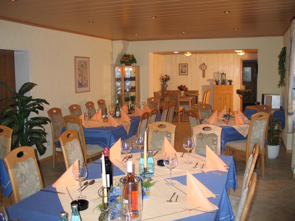 Hotel Restaurant Gunsetal Bad Berleburg Buitenkant foto