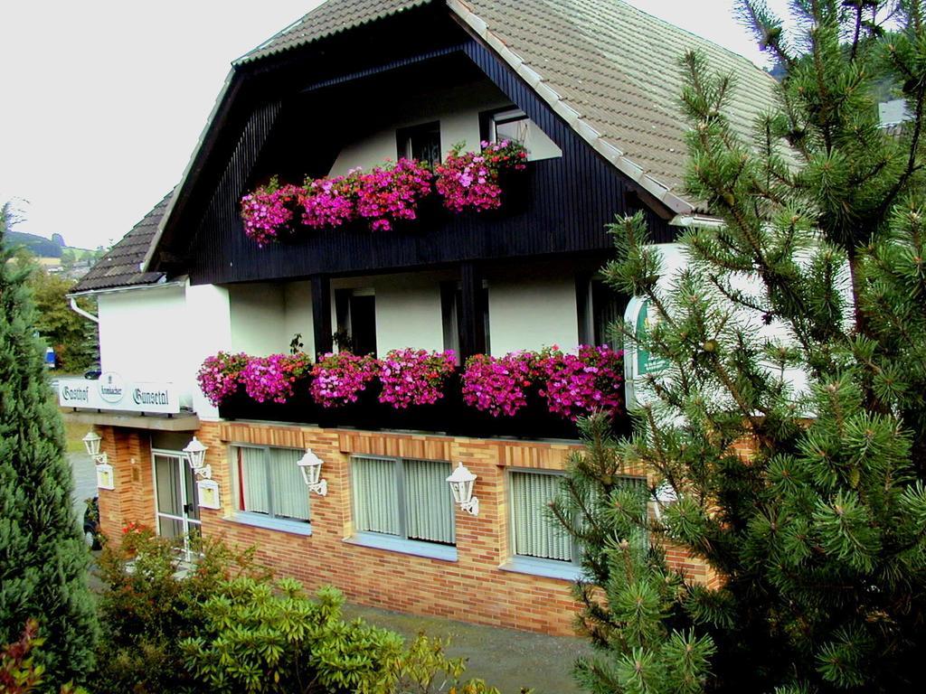 Hotel Restaurant Gunsetal Bad Berleburg Kamer foto